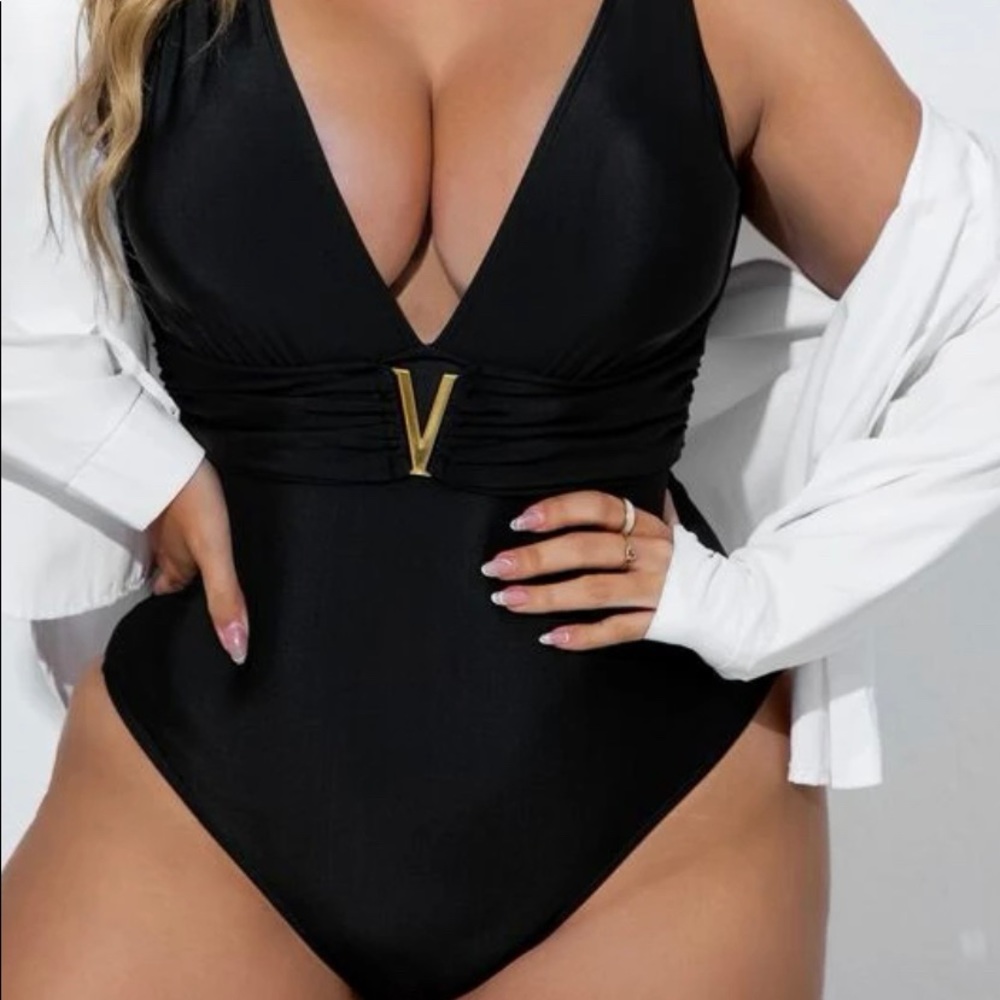 One piece swimsuit 3X new VIXEN!